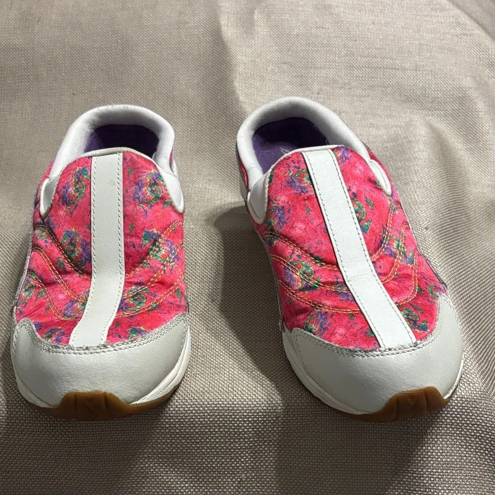 Easy Spirit Traveltime Mules
